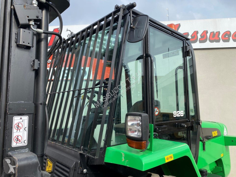 رافعة شوكية لجميع التضاريس JCB 926