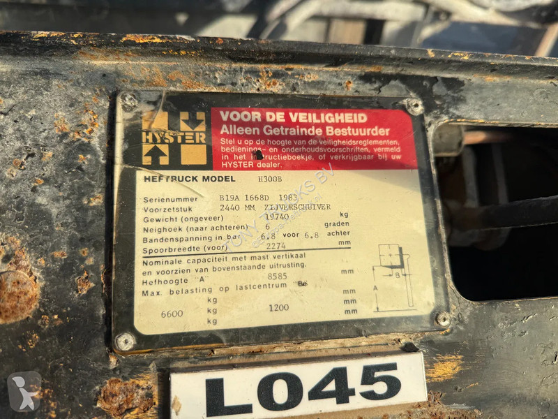 رافعة شوكية لجميع التضاريس Hyster H300B...