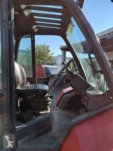 رافعة شوكية لجميع التضاريس Manitou ST3B
