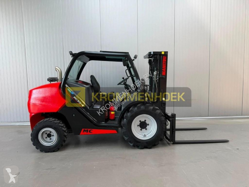 Внедорожный погрузчик Manitou MC 304 ST5