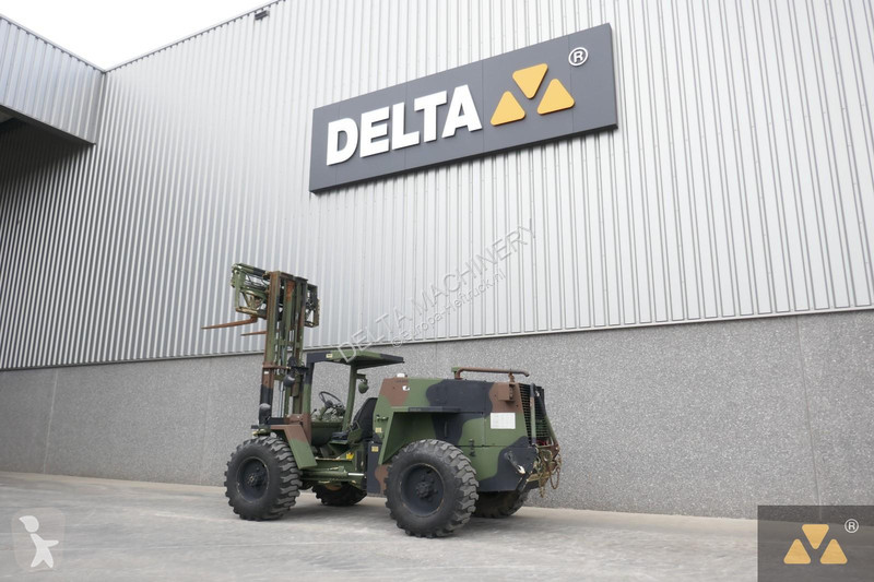 Carrello elevatore fuoristrada  M4K Ex-army