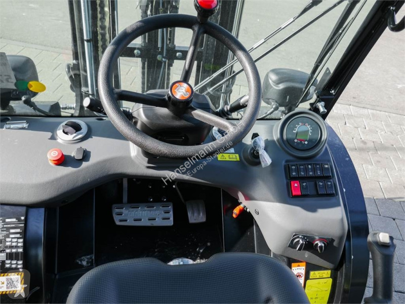 Carretilla todoterreno Manitou MC 25-4