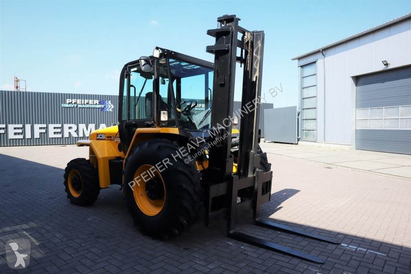 Chariot tout terrain JCB -4 T4 Valid...