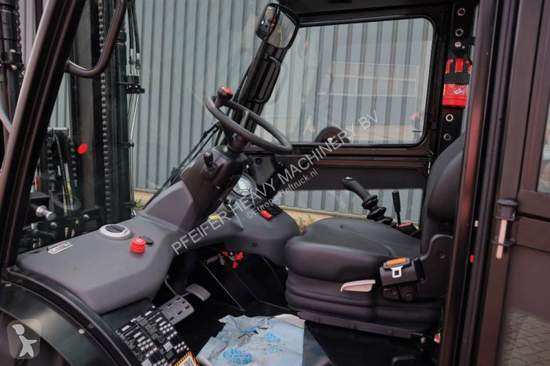 رافعة شوكية لجميع التضاريس Manitou MC25-4 Valid...