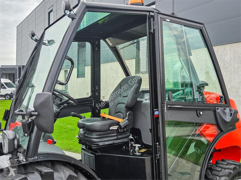 رافعة شوكية لجميع التضاريس Manitou MC 304