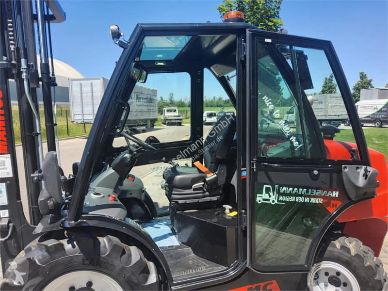 Terénny vysokozdvižný vozík Manitou MC 304