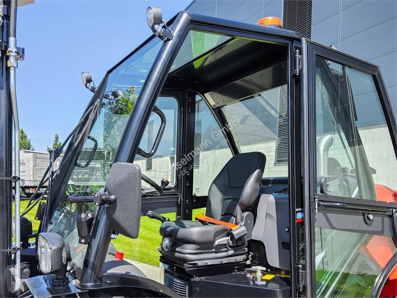 رافعة شوكية لجميع التضاريس Manitou MC 304