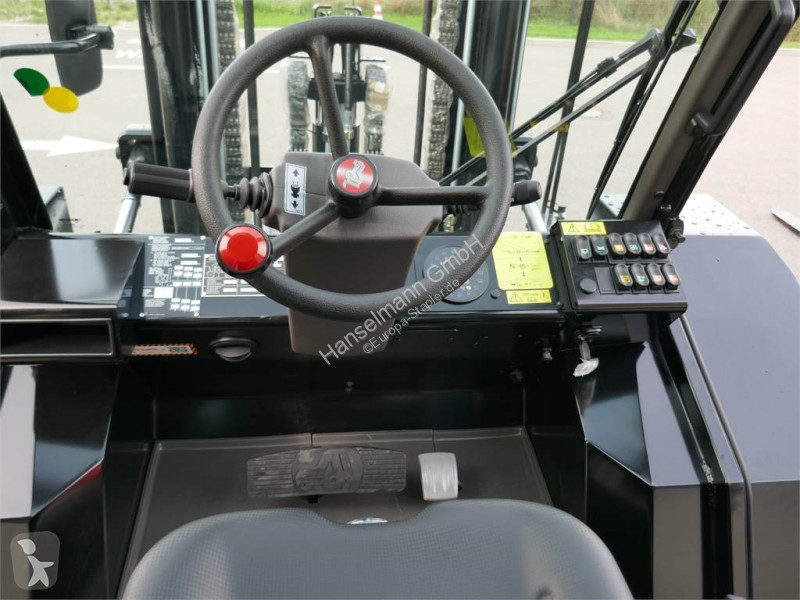 Stivuitor toate terenurile Manitou M 50-4