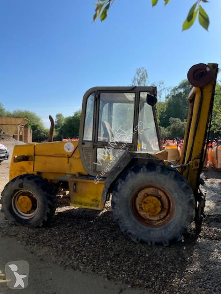 رافعة شوكية لجميع التضاريس JCB 930