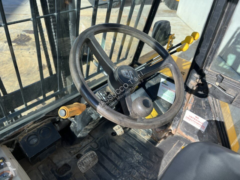 رافعة شوكية لجميع التضاريس JCB 926