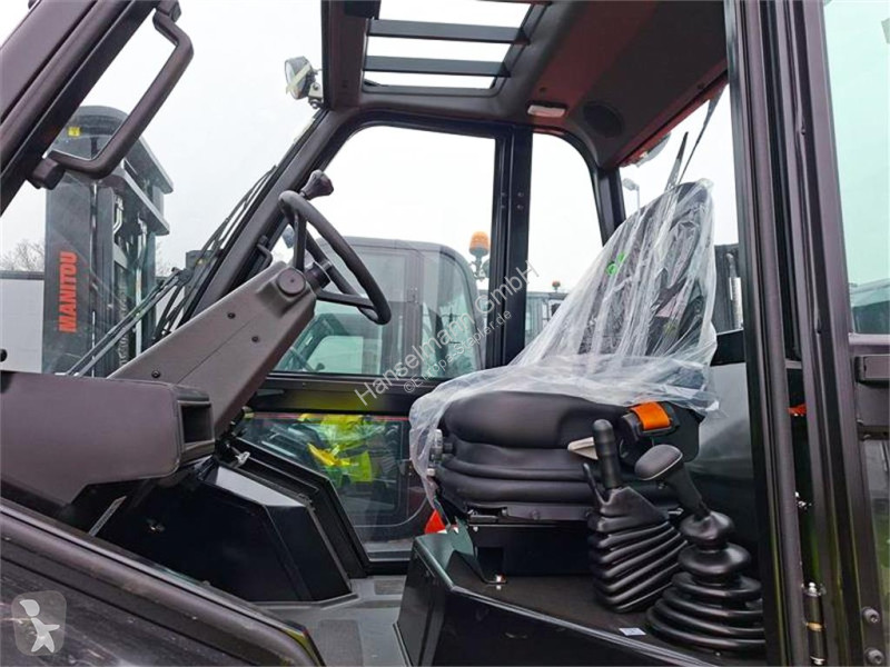 رافعة شوكية لجميع التضاريس Manitou 304