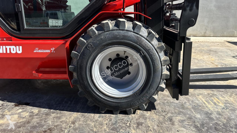 رافعة شوكية لجميع التضاريس Manitou MSI 50 4X2