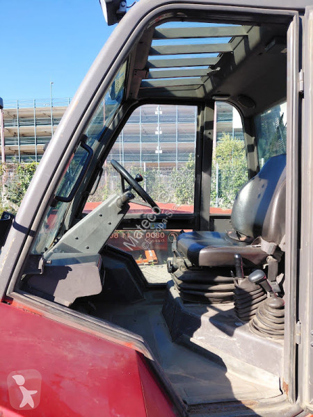 رافعة شوكية لجميع التضاريس Manitou ST3B