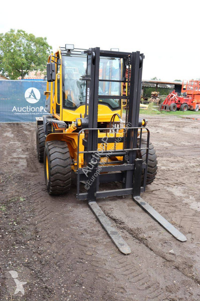 CK35 all-terrain forklift