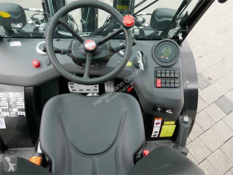 رافعة شوكية لجميع التضاريس Manitou MC 30-4