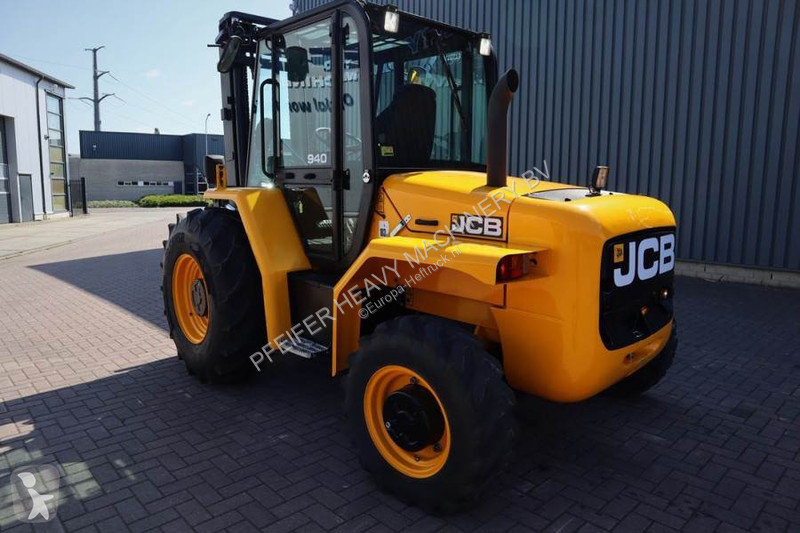 Chariot tout terrain JCB -4 T4 Valid...
