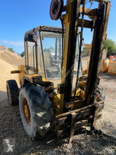 رافعة شوكية لجميع التضاريس JCB 930