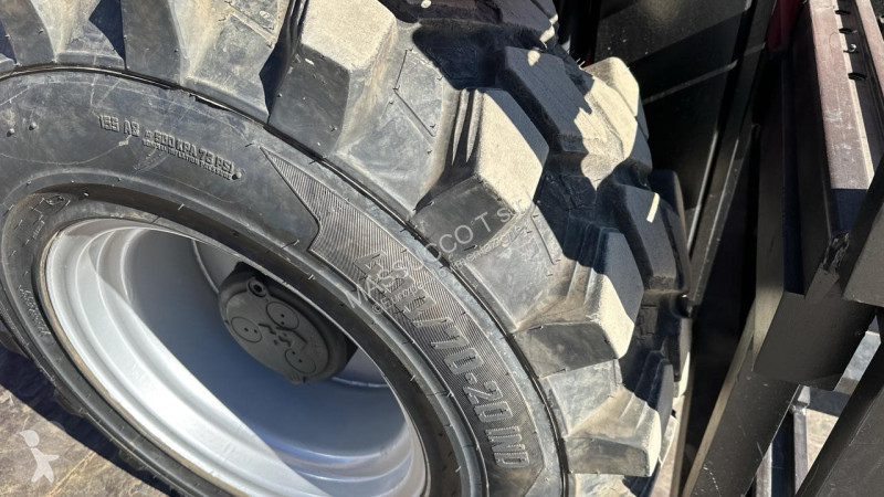 رافعة شوكية لجميع التضاريس Manitou MSI 50 4X2