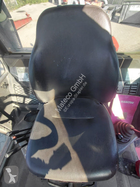 رافعة شوكية لجميع التضاريس Manitou ST3B