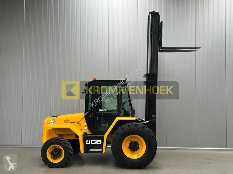 Chariot tout terrain JCB 940