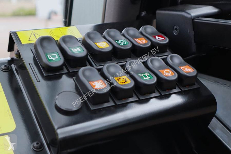 رافعة شوكية لجميع التضاريس Manitou M30-4 Valid...