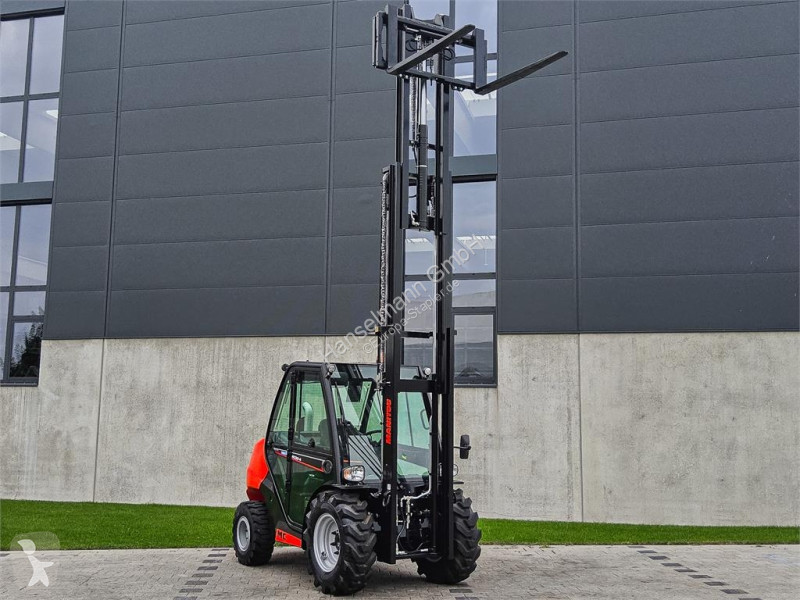 Terénny vysokozdvižný vozík Manitou MC 304