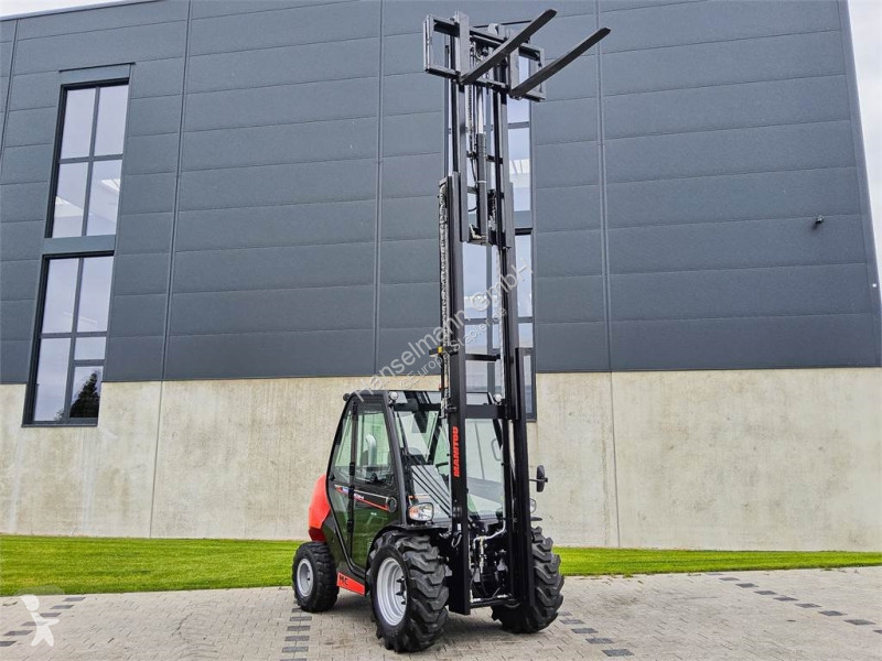 Carretilla todoterreno Manitou MC 30-4