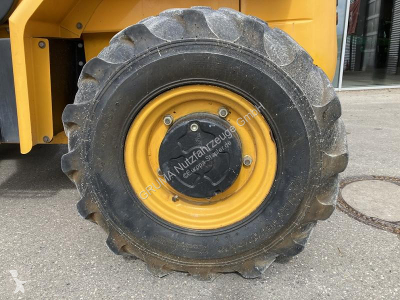 رافعة شوكية لجميع التضاريس JCB -4