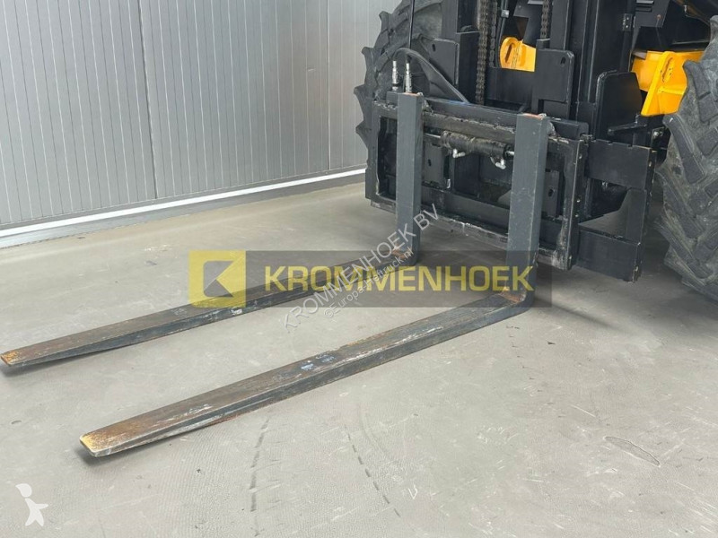 Carretilla todoterreno JCB 940