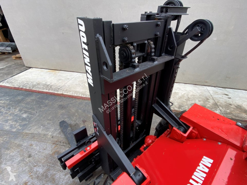 رافعة شوكية لجميع التضاريس Manitou MG20HP