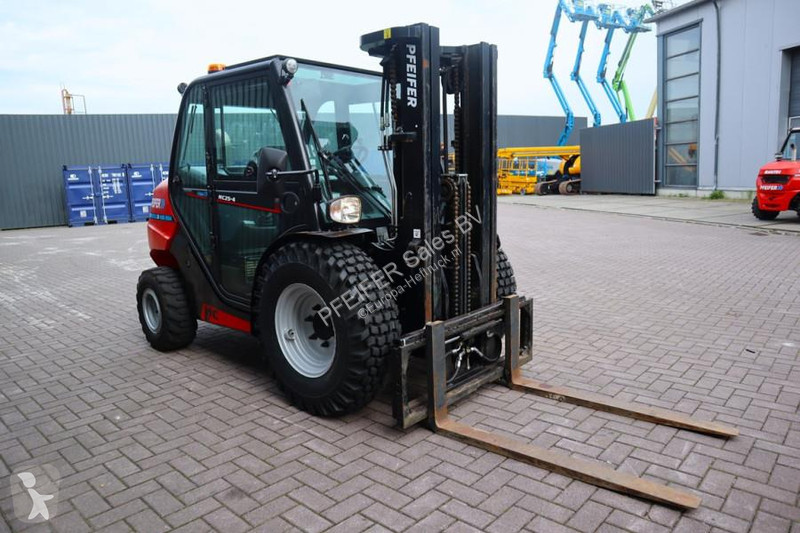رافعة شوكية لجميع التضاريس Manitou MC25-4 Valid...