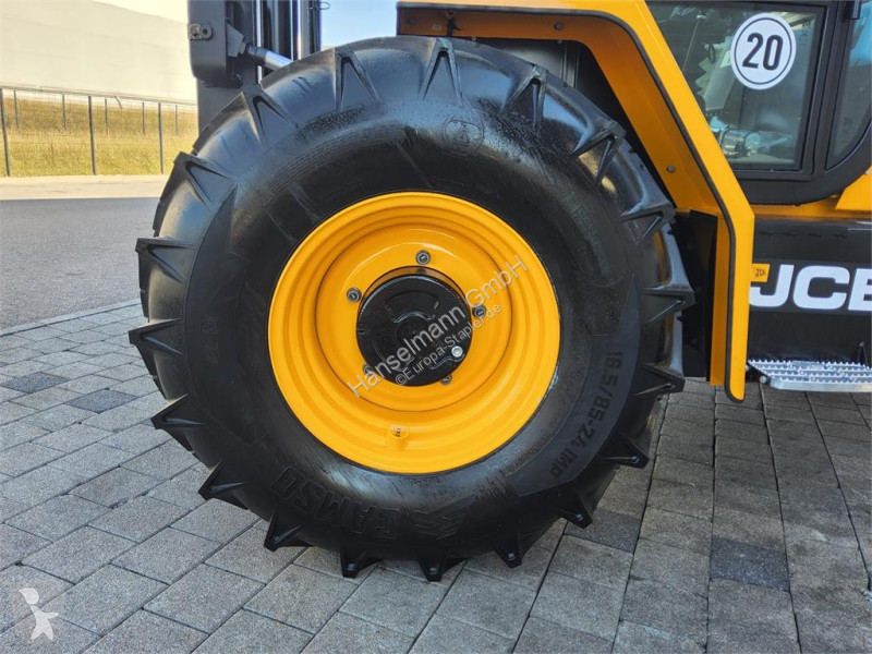 رافعة شوكية لجميع التضاريس JCB 940-4 SV