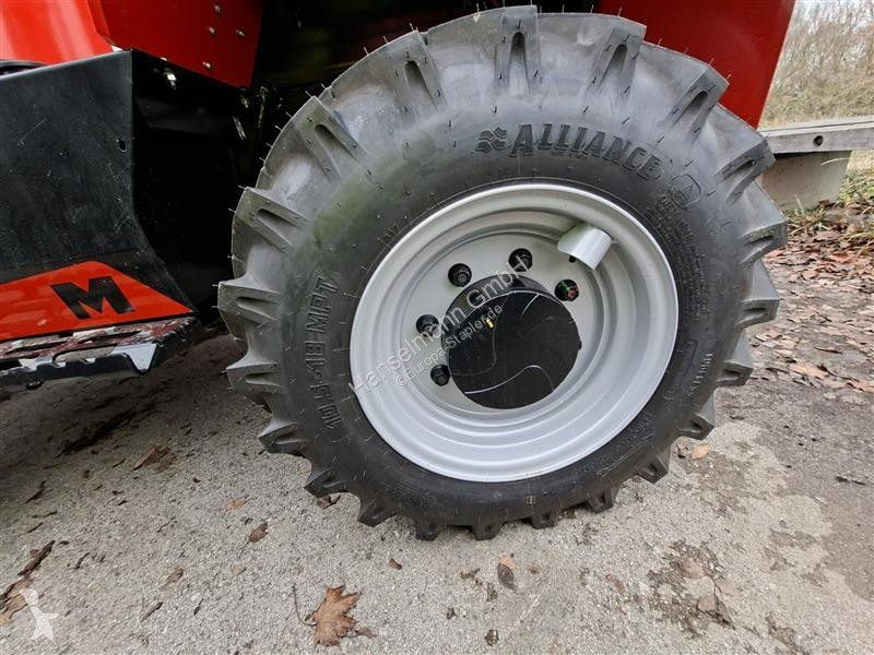 رافعة شوكية لجميع التضاريس Manitou 304