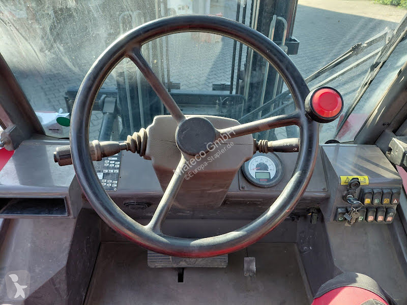 رافعة شوكية لجميع التضاريس Manitou ST3B