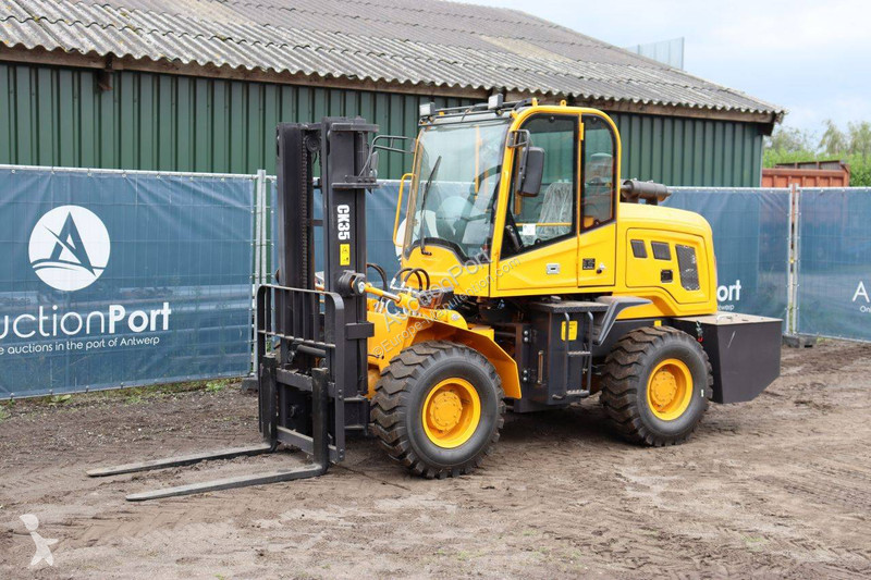 CK35 all-terrain forklift