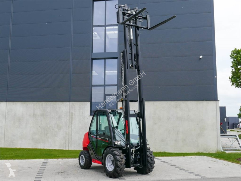 Carretilla todoterreno Manitou MC 25-4