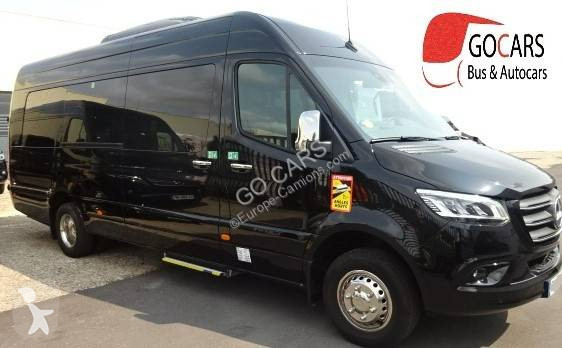 Autobus Mercedes 519 18+1+1 VIP