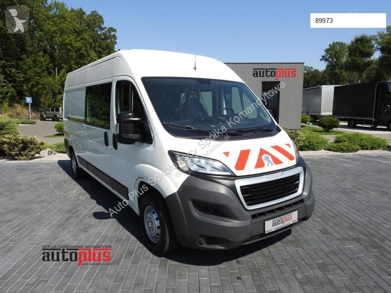Furgoneta Peugeot BOXER FURGON BRYGADÓWKA 7...