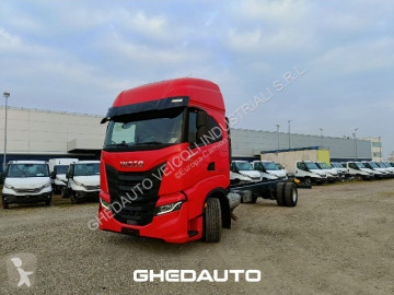 Camion châssis Iveco