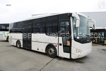 Autobús interurbano Otokar