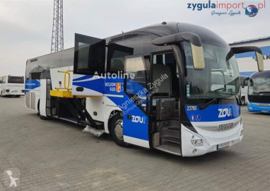 Autobús interurbano Iveco