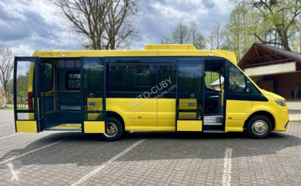 Buss interurban Mercedes ny