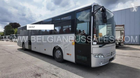 Autobús interurbano Mercedes