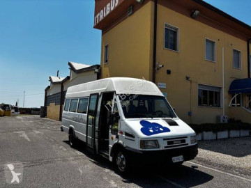 Autobús Iveco DAILY 45 E 12