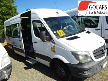 Mercedes minibus