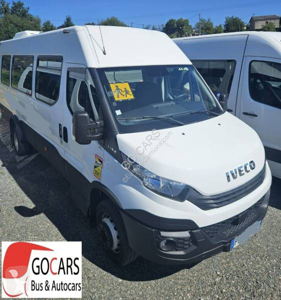 Furgoneta Iveco 22+1