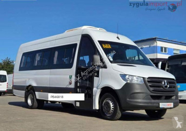 Minibuss Mercedes