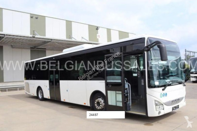 Autobús interurbano Iveco