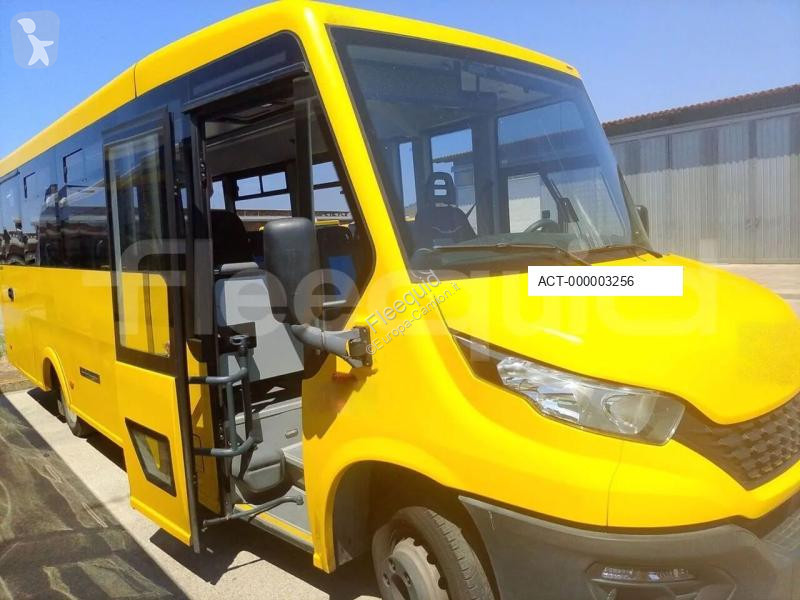 Autobús Iveco Indcar