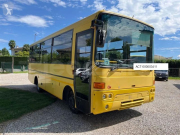 Autobús Iveco Cacciamali